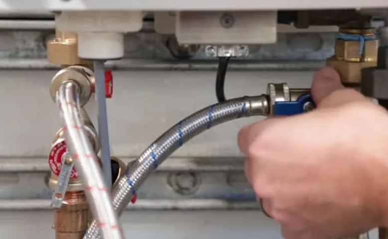 Signs-Your-Tankless-Water-Heater-Needs-Repair
